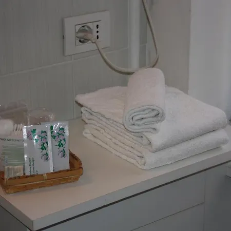 Via Mazzini ベッド・アンド・ブレックファスト ストレーザ