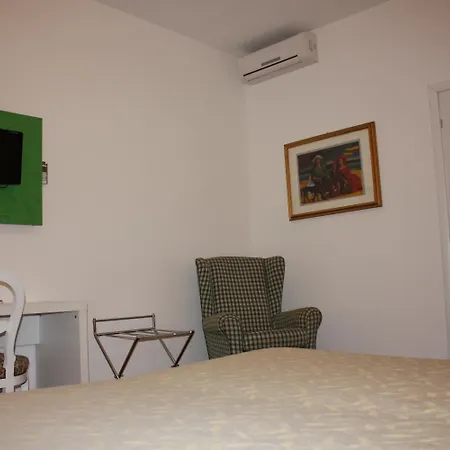 Via Mazzini Couette-café