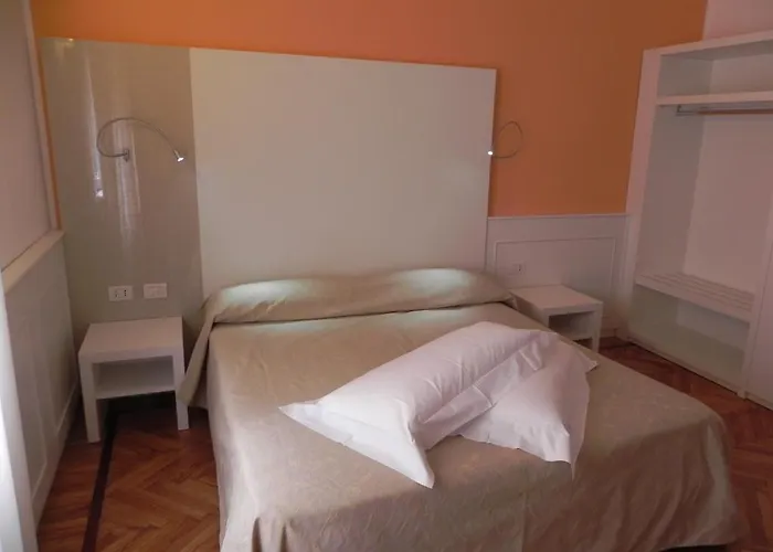 Via Mazzini Bed & Breakfast 3*