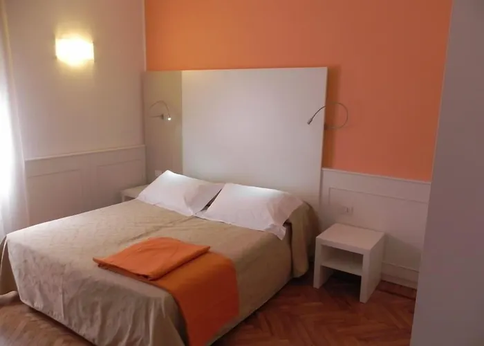 马泽尼大街住宅酒店 斯特雷萨